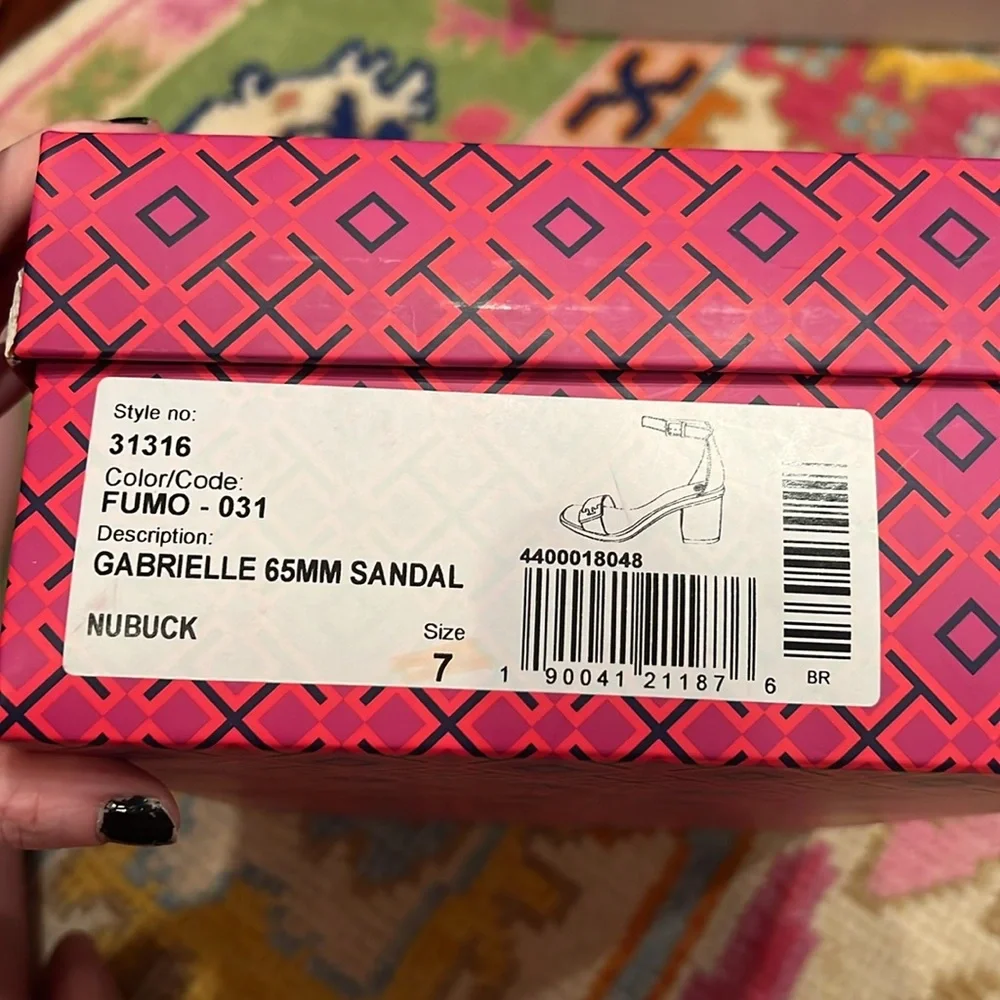 NWT Tory Burch Gavrielle Sandal color Fumo Size 7